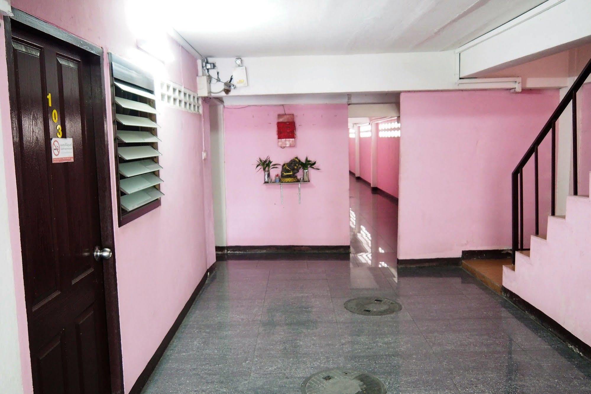 Wind Inn Bangkok Luaran gambar